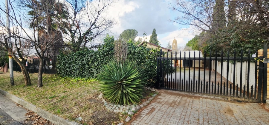 3 Bedroom Property for Sale in Kroonheuwel Free State